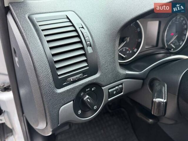 Серый Шкода Октавия, объемом двигателя 1.6 л и пробегом 182 тыс. км за 7700 $, фото 50 на Automoto.ua