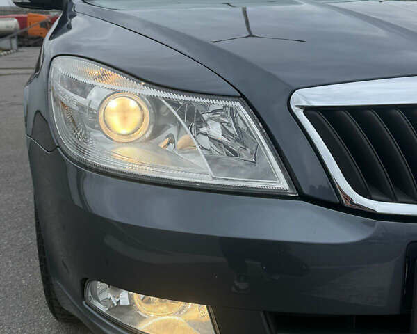 Серый Шкода Октавия, объемом двигателя 1.6 л и пробегом 176 тыс. км за 8999 $, фото 30 на Automoto.ua