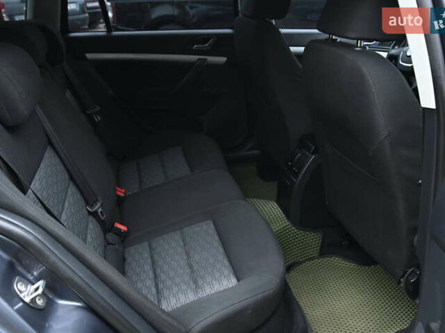 Сірий Шкода Октавія, об'ємом двигуна 1.6 л та пробігом 232 тис. км за 7700 $, фото 17 на Automoto.ua