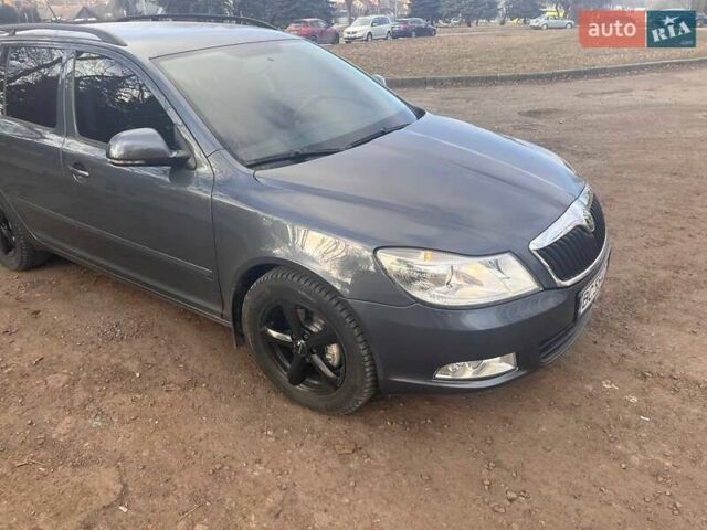 Серый Шкода Октавия, объемом двигателя 1.8 л и пробегом 115 тыс. км за 8100 $, фото 1 на Automoto.ua