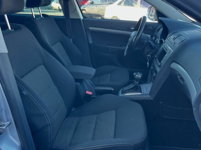 Сірий Шкода Октавія, об'ємом двигуна 0 л та пробігом 185 тис. км за 7400 $, фото 8 на Automoto.ua