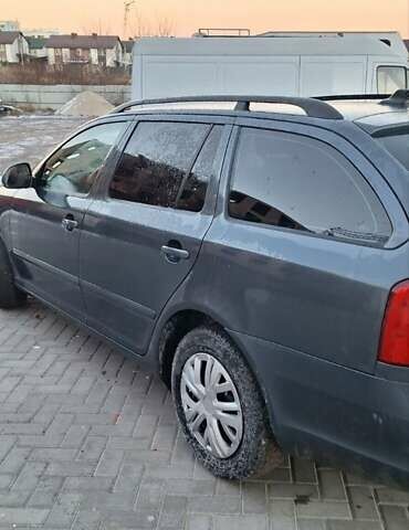 Сірий Шкода Октавія, об'ємом двигуна 1.6 л та пробігом 217 тис. км за 7150 $, фото 5 на Automoto.ua