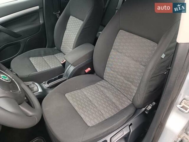 Серый Шкода Октавия, объемом двигателя 1.6 л и пробегом 241 тыс. км за 7450 $, фото 17 на Automoto.ua