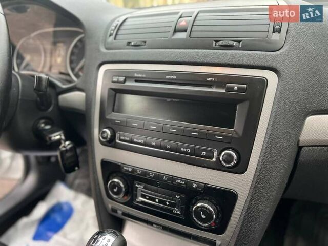 Серый Шкода Октавия, объемом двигателя 1.4 л и пробегом 193 тыс. км за 7599 $, фото 62 на Automoto.ua