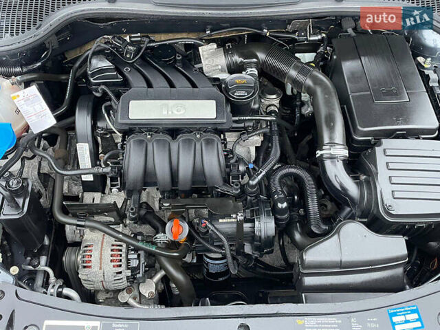 Серый Шкода Октавия, объемом двигателя 1.6 л и пробегом 181 тыс. км за 8888 $, фото 75 на Automoto.ua