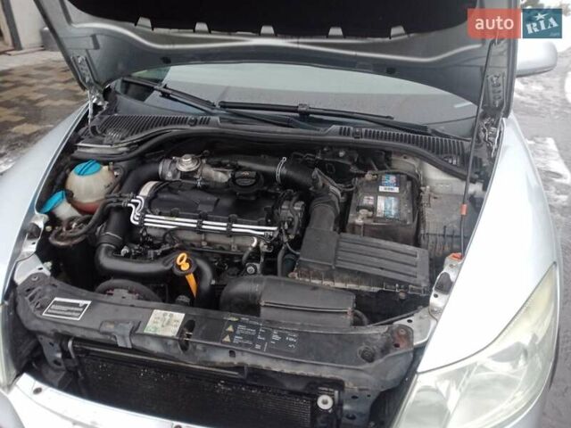 Серый Шкода Октавия, объемом двигателя 1.9 л и пробегом 220 тыс. км за 7950 $, фото 6 на Automoto.ua