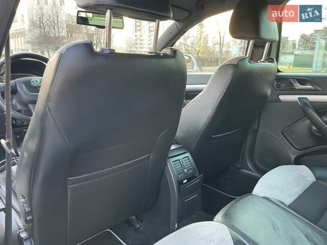 Серый Шкода Октавия, объемом двигателя 1.98 л и пробегом 253 тыс. км за 8900 $, фото 40 на Automoto.ua