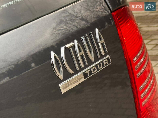 Сірий Шкода Октавія, об'ємом двигуна 1.6 л та пробігом 139 тис. км за 6600 $, фото 17 на Automoto.ua