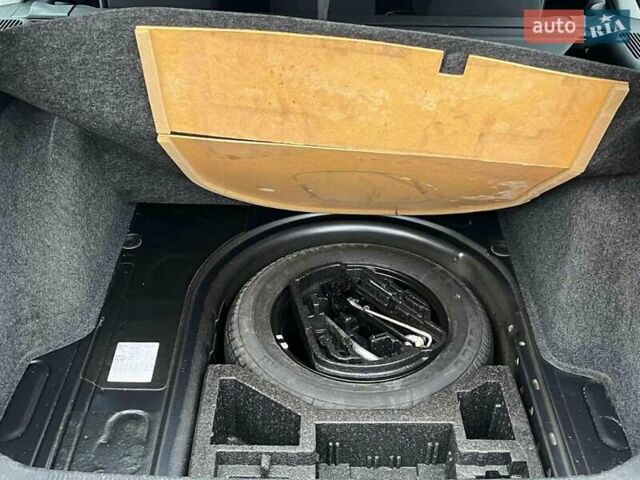 Серый Шкода Октавия, объемом двигателя 1.6 л и пробегом 187 тыс. км за 6350 $, фото 6 на Automoto.ua