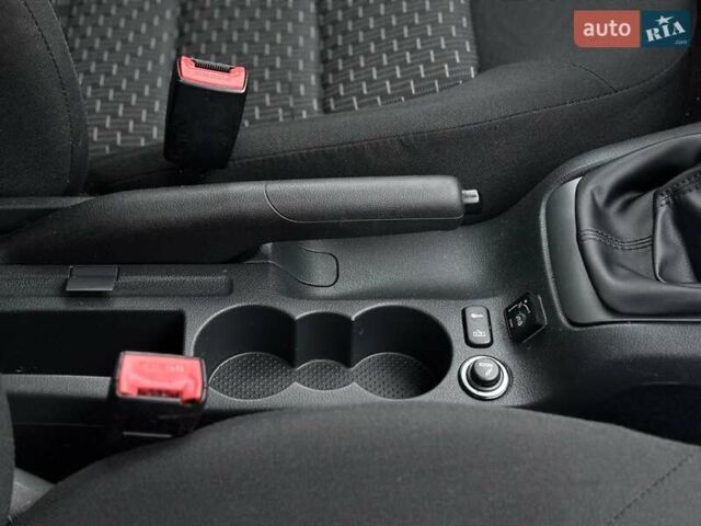 Сірий Шкода Октавія, об'ємом двигуна 1.6 л та пробігом 237 тис. км за 7990 $, фото 106 на Automoto.ua