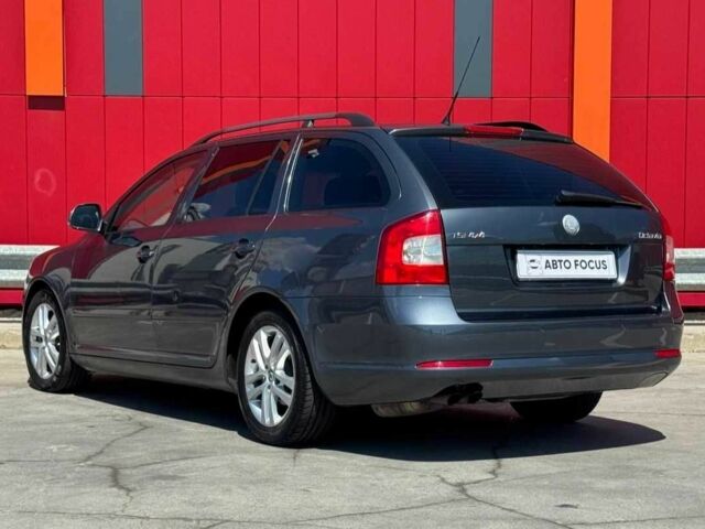 Серый Шкода Октавия, объемом двигателя 1.8 л и пробегом 235 тыс. км за 6990 $, фото 4 на Automoto.ua