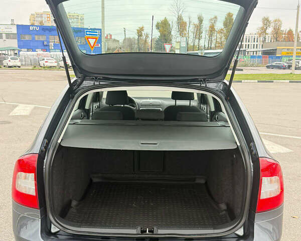 Сірий Шкода Октавія, об'ємом двигуна 1.6 л та пробігом 176 тис. км за 8999 $, фото 49 на Automoto.ua