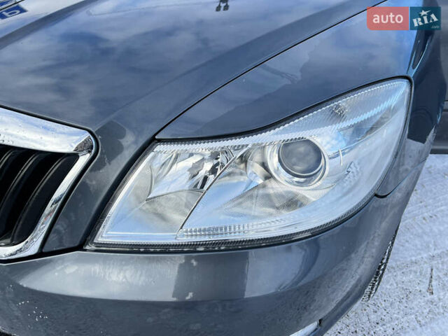 Сірий Шкода Октавія, об'ємом двигуна 1.8 л та пробігом 207 тис. км за 7750 $, фото 7 на Automoto.ua