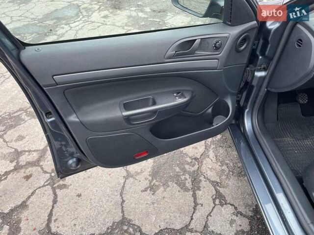 Сірий Шкода Октавія, об'ємом двигуна 0 л та пробігом 240 тис. км за 5800 $, фото 5 на Automoto.ua