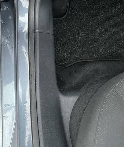 Серый Шкода Октавия, объемом двигателя 1.6 л и пробегом 181 тыс. км за 8877 $, фото 126 на Automoto.ua