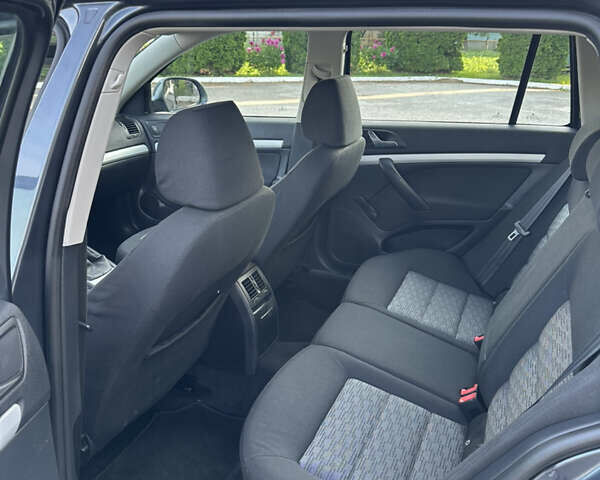 Серый Шкода Октавия, объемом двигателя 1.4 л и пробегом 291 тыс. км за 5950 $, фото 9 на Automoto.ua