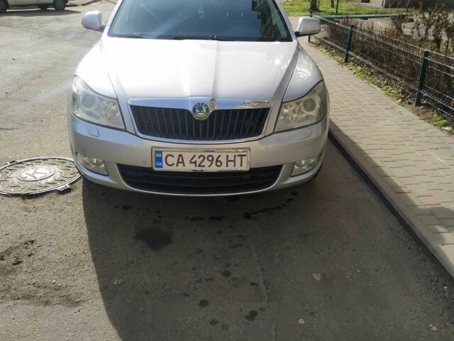 Сірий Шкода Октавія, об'ємом двигуна 2 л та пробігом 235 тис. км за 6550 $, фото 5 на Automoto.ua