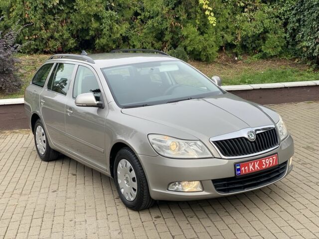 Сірий Шкода Октавія, об'ємом двигуна 1.6 л та пробігом 174 тис. км за 7700 $, фото 1 на Automoto.ua