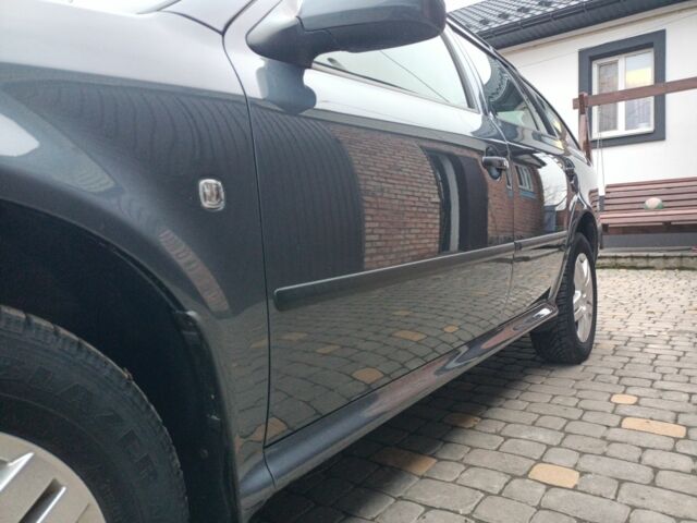 Серый Шкода Октавия, объемом двигателя 1.6 л и пробегом 224 тыс. км за 5999 $, фото 20 на Automoto.ua