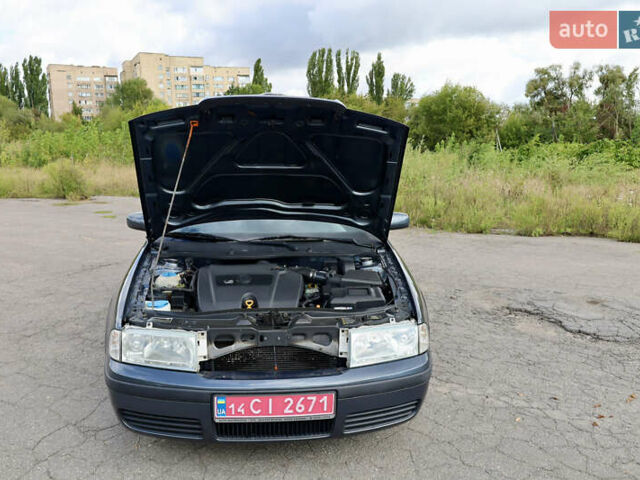 Сірий Шкода Октавія, об'ємом двигуна 1.6 л та пробігом 199 тис. км за 6299 $, фото 32 на Automoto.ua