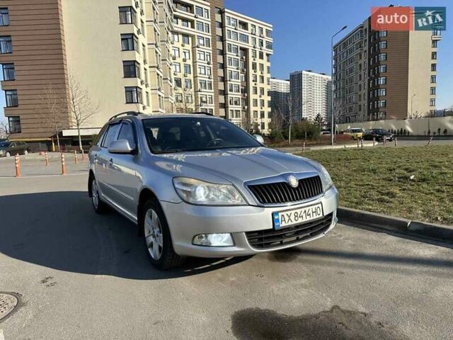 Серый Шкода Октавия, объемом двигателя 1.8 л и пробегом 263 тыс. км за 6750 $, фото 1 на Automoto.ua