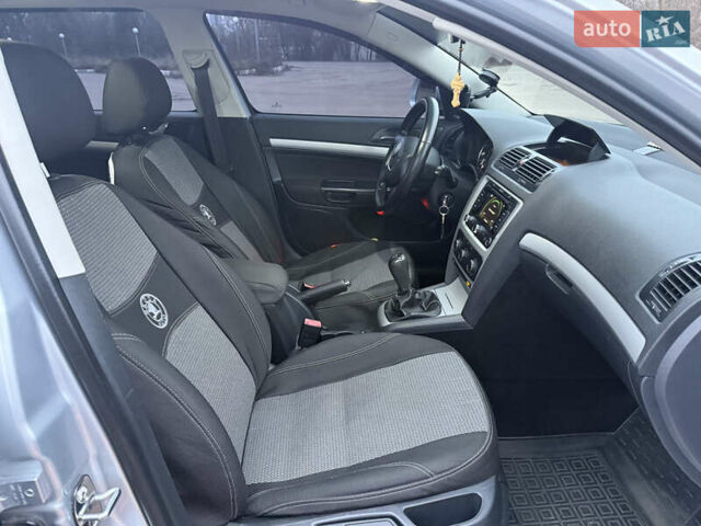 Серый Шкода Октавия, объемом двигателя 1.6 л и пробегом 184 тыс. км за 9500 $, фото 24 на Automoto.ua