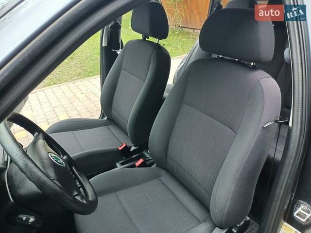 Серый Шкода Октавия, объемом двигателя 1.6 л и пробегом 224 тыс. км за 5999 $, фото 27 на Automoto.ua