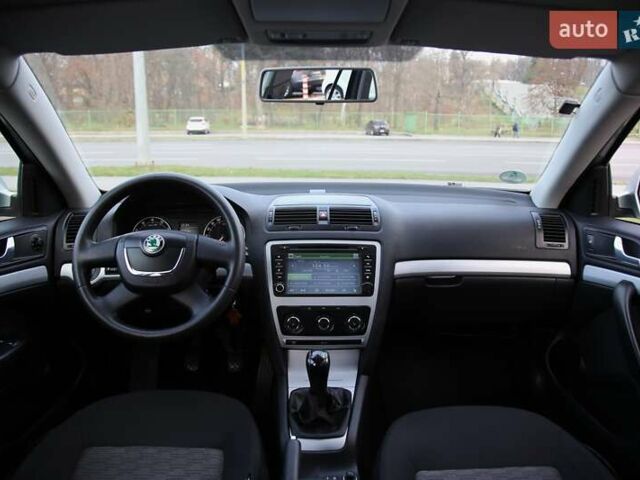 Серый Шкода Октавия, объемом двигателя 1.4 л и пробегом 205 тыс. км за 7900 $, фото 11 на Automoto.ua