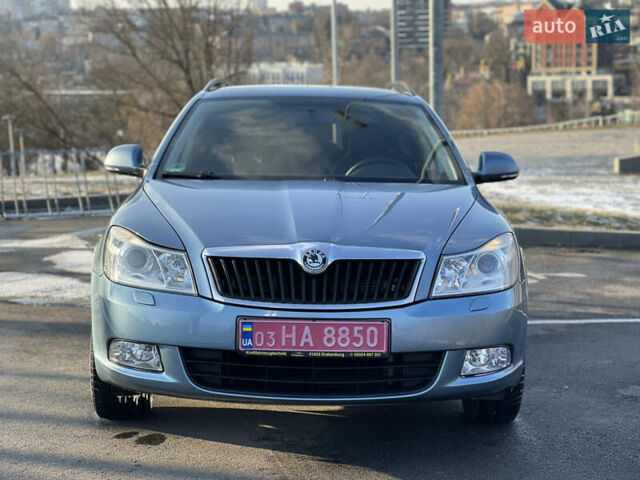 Серый Шкода Октавия, объемом двигателя 1.6 л и пробегом 157 тыс. км за 8499 $, фото 12 на Automoto.ua
