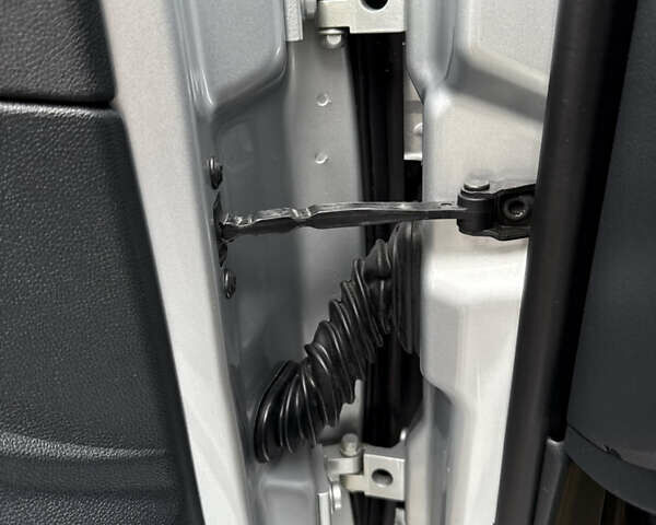 Серый Шкода Октавия, объемом двигателя 1.8 л и пробегом 173 тыс. км за 8200 $, фото 25 на Automoto.ua