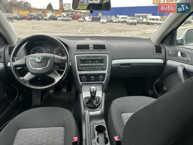 Серый Шкода Октавия, объемом двигателя 1.6 л и пробегом 168 тыс. км за 7250 $, фото 17 на Automoto.ua