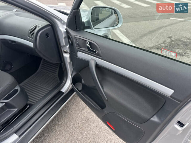 Серый Шкода Октавия, объемом двигателя 1.6 л и пробегом 168 тыс. км за 7250 $, фото 13 на Automoto.ua