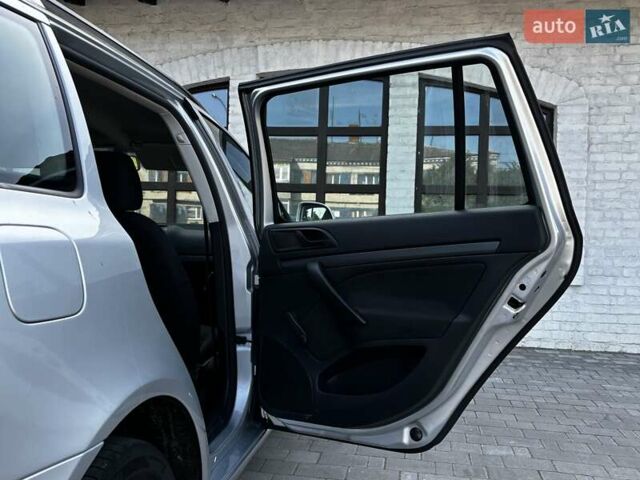 Сірий Шкода Октавія, об'ємом двигуна 1.6 л та пробігом 237 тис. км за 7990 $, фото 85 на Automoto.ua