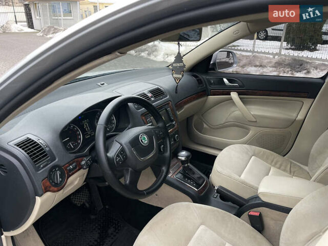 Сірий Шкода Октавія, об'ємом двигуна 2 л та пробігом 255 тис. км за 8300 $, фото 33 на Automoto.ua
