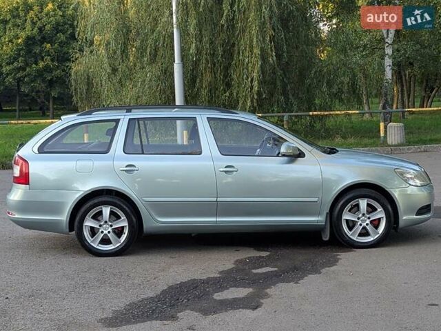 Серый Шкода Октавия, объемом двигателя 1.6 л и пробегом 201 тыс. км за 7699 $, фото 53 на Automoto.ua