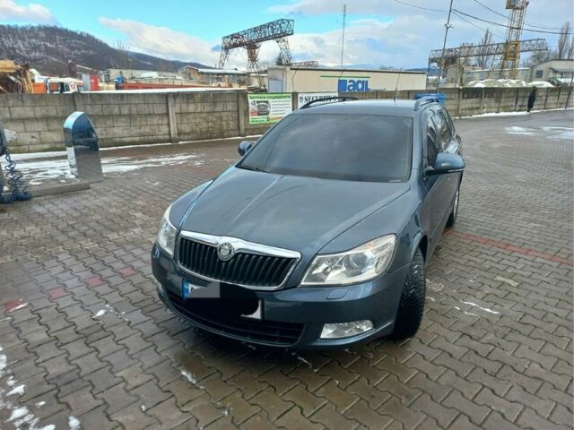 Шкода Октавия 2009 в Мукачеве на Automoto.ua Серый Шкода Октавия, объемом двигателя 0 л и пробегом 219 тыс. км за 7500 $, фото 2 на Automoto.ua