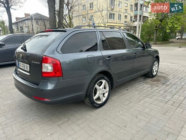 Серый Шкода Октавия, объемом двигателя 1.8 л и пробегом 275 тыс. км за 6600 $, фото 7 на Automoto.ua