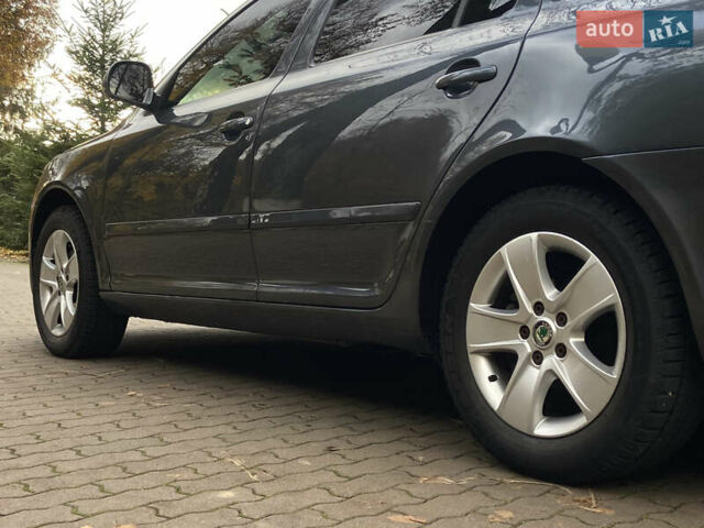 Серый Шкода Октавия, объемом двигателя 1.97 л и пробегом 295 тыс. км за 9200 $, фото 10 на Automoto.ua