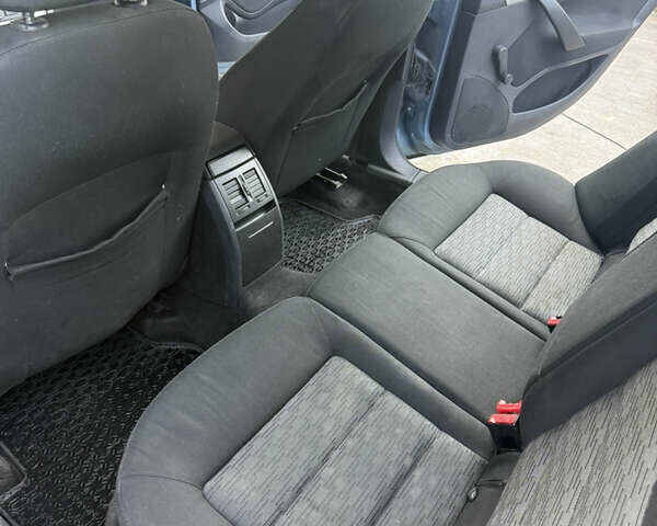 Шкода Октавия 2009 в Львове на Automoto.ua Серый Шкода Октавия, объемом двигателя 1.34 л и пробегом 220 тыс. км за 6400 $, фото 9 на Automoto.ua