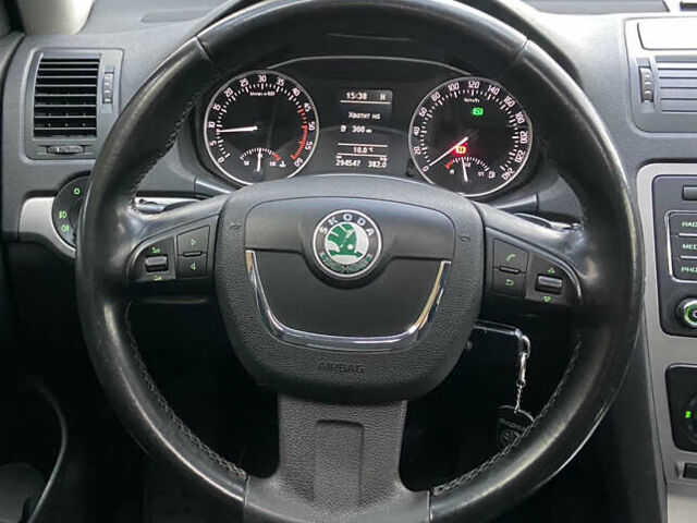 Серый Шкода Октавия, объемом двигателя 1.97 л и пробегом 295 тыс. км за 9200 $, фото 16 на Automoto.ua