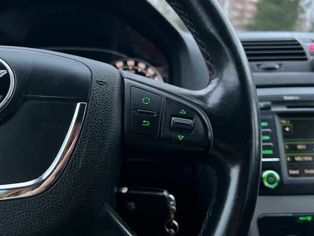 Серый Шкода Октавия, объемом двигателя 1.4 л и пробегом 267 тыс. км за 7700 $, фото 12 на Automoto.ua