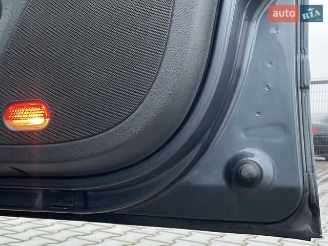Серый Шкода Октавия, объемом двигателя 1.6 л и пробегом 181 тыс. км за 8888 $, фото 121 на Automoto.ua