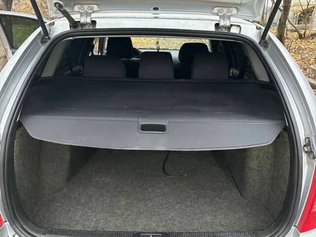 Серый Шкода Октавия, объемом двигателя 1.6 л и пробегом 199 тыс. км за 6800 $, фото 3 на Automoto.ua