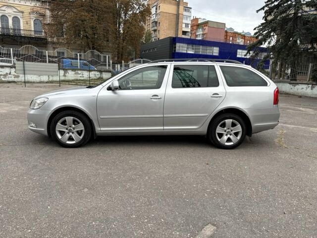 Серый Шкода Октавия, объемом двигателя 1.8 л и пробегом 173 тыс. км за 8200 $, фото 2 на Automoto.ua