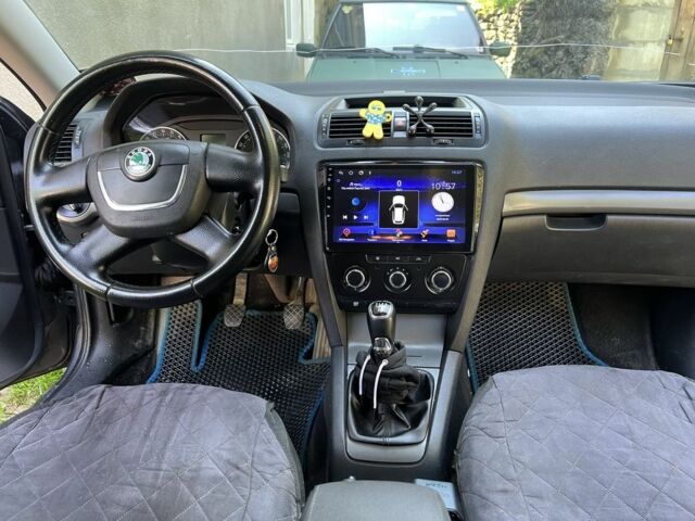 Сірий Шкода Октавія, об'ємом двигуна 1.6 л та пробігом 320 тис. км за 5999 $, фото 7 на Automoto.ua