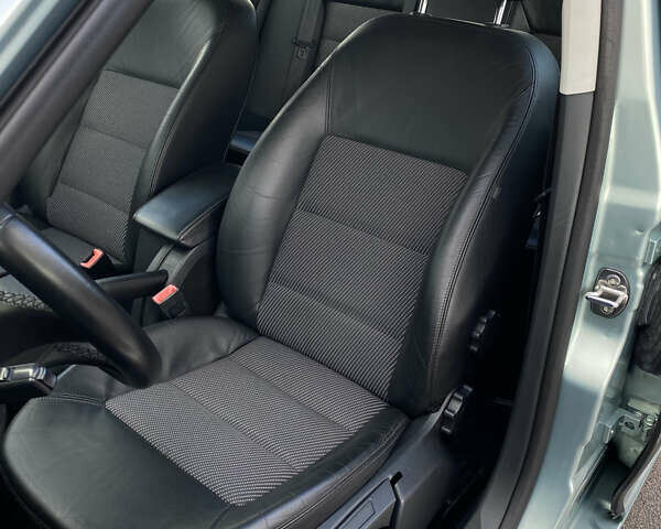 Сірий Шкода Октавія, об'ємом двигуна 1.8 л та пробігом 230 тис. км за 7100 $, фото 34 на Automoto.ua