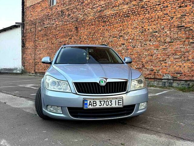 Серый Шкода Октавия, объемом двигателя 1.6 л и пробегом 302 тыс. км за 7500 $, фото 8 на Automoto.ua