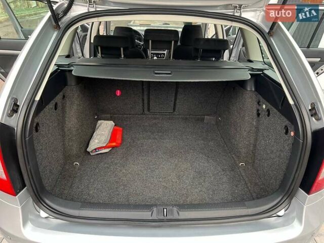 Серый Шкода Октавия, объемом двигателя 1.4 л и пробегом 193 тыс. км за 7599 $, фото 70 на Automoto.ua