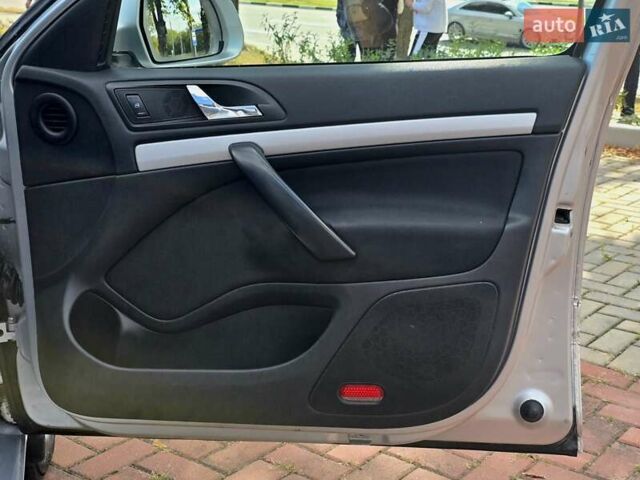 Сірий Шкода Октавія, об'ємом двигуна 1.9 л та пробігом 180 тис. км за 6700 $, фото 21 на Automoto.ua