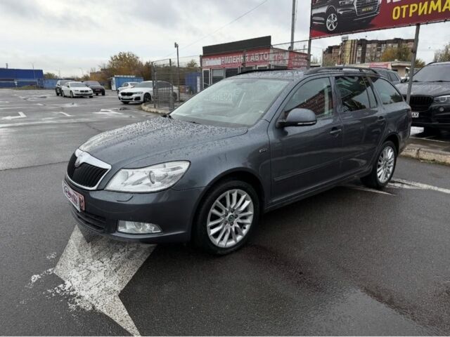 Сірий Шкода Октавія, об'ємом двигуна 1.8 л та пробігом 183 тис. км за 8900 $, фото 1 на Automoto.ua
